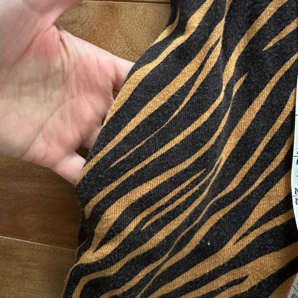 Smash & Tess Teresa Tiger Sweater Dress - Picture 5 of 7